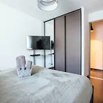 Апартаменты T4 8 Personnes De Grand Standing Classe 4 Etoiles En Plein Centre De Lary Soulan Сен-Лари-Сулан