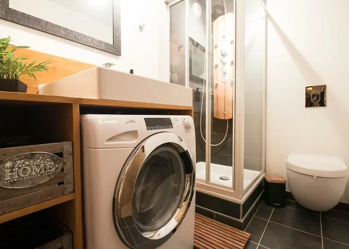 T4 8 Personnes De Grand Standing Classe 4 Etoiles En Plein Centre De Lary Soulan Lägenhet