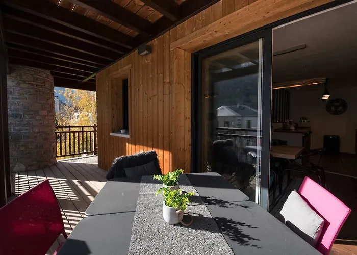 Lägenhet T4 8 Personnes De Grand Standing Classe 4 Etoiles En Plein Centre De Lary Soulan Saint-Lary-Soulan